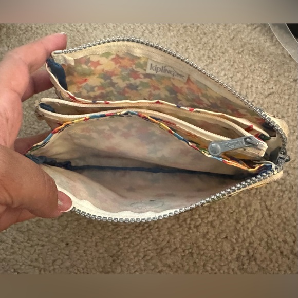 Kipling - Picture 3 of 6